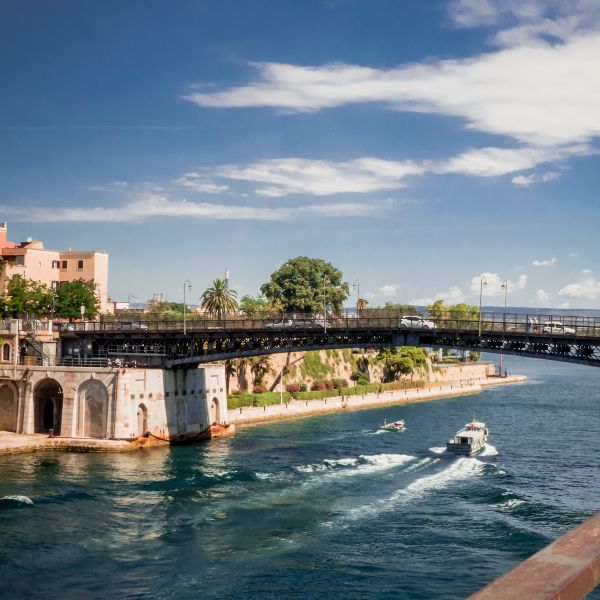 Ponte Girevole
